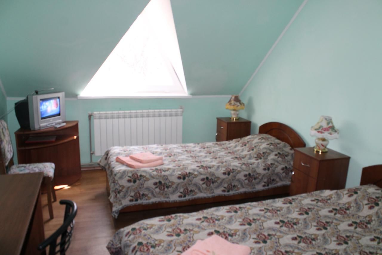 Комплексы для отдыха с коттеджами/бунгало Park Hotel Mariupol Мариуполь-13