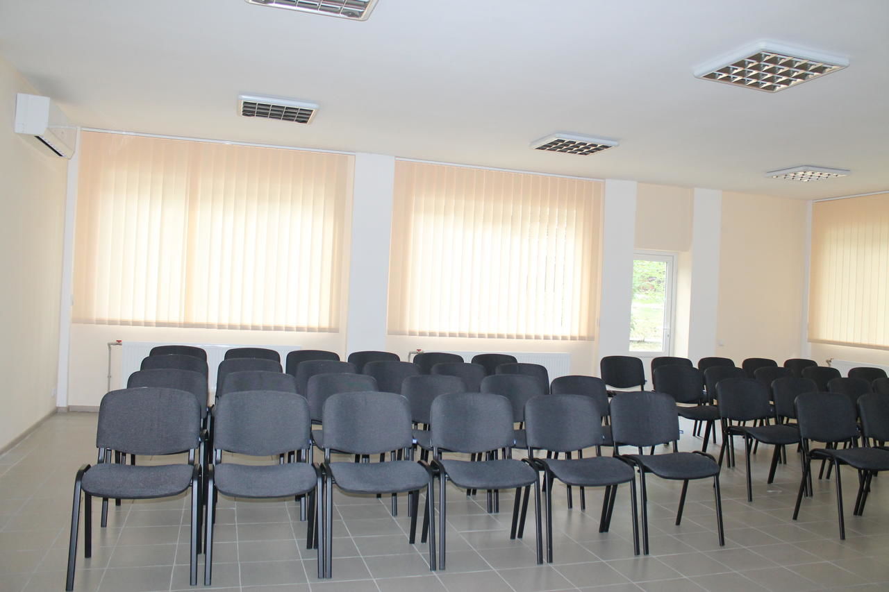 Комплексы для отдыха с коттеджами/бунгало Park Hotel Mariupol Мариуполь-42